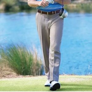 Greg Norman men’s golf pants.